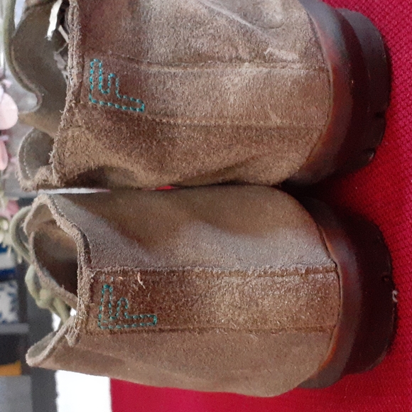 JOHN FLUEVOG SHOES SUEDE - Picture 3 of 11